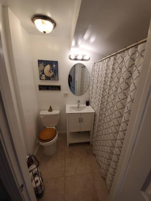 Beachy Bay Breeze Bungalow 2Br With Parking And Close To Many Amenities. West Haven Exterior foto